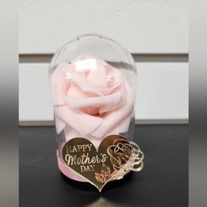 SOLD ‼️2 Pink Forever Rose Mother's Day plastic Dome